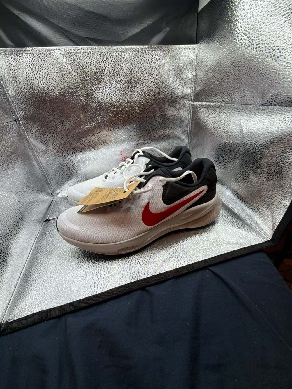 Nike Revolution 7 Running Shoes White Red Black Size 10